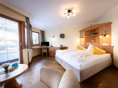 hotel_trisanna_day1-45