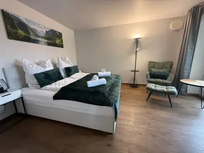 Schlafzimmer mit Sitzbereich