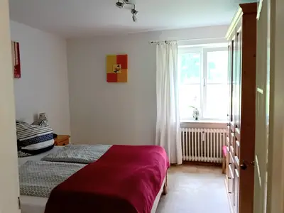 Blick zum Schlafzimmer 1