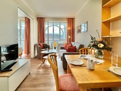 Ferienwohnung für 2 Personen (32 m²) in Sellin (Ostseebad) 1/10