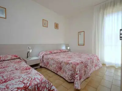 Ferienwohnung für 5 Personen (30 m²) in Bibione 9/10