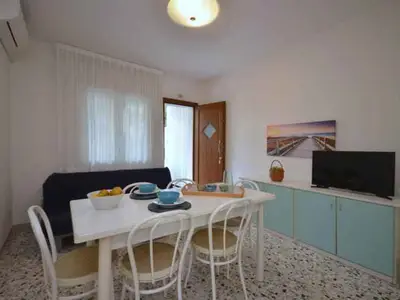 Ferienwohnung für 5 Personen (55 m²) in Bibione 2/10