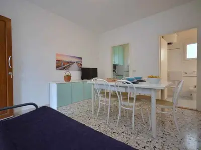 Ferienwohnung für 5 Personen (55 m²) in Bibione 4/10