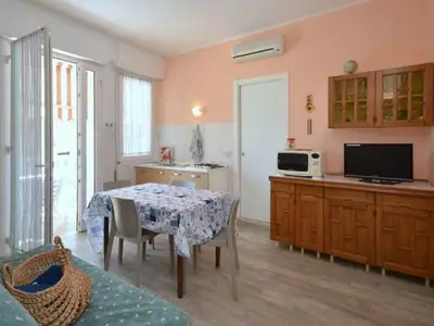 Ferienwohnung für 4 Personen (35 m²) in Bibione 2/10