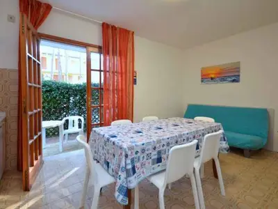 Ferienwohnung für 6 Personen (45 m²) in Bibione 5/10