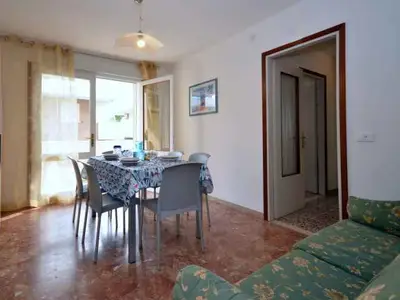 Ferienwohnung für 6 Personen (60 m²) in Bibione 5/10