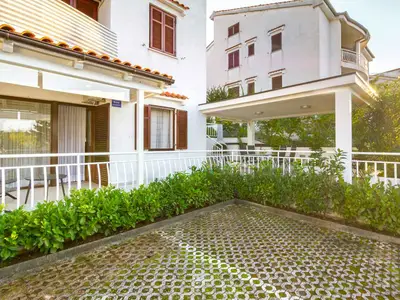 Ferienwohnung für 4 Personen (47 m²) in Njivice 7/10