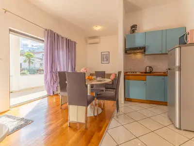 Ferienwohnung für 4 Personen (48 m²) in Poreč 3/10