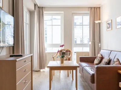 Ferienwohnung für 3 Personen (44 m²) in Sellin (Ostseebad) 1/10