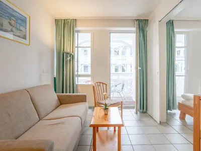 Ferienwohnung für 2 Personen (32 m²) in Sellin (Ostseebad) 1/10