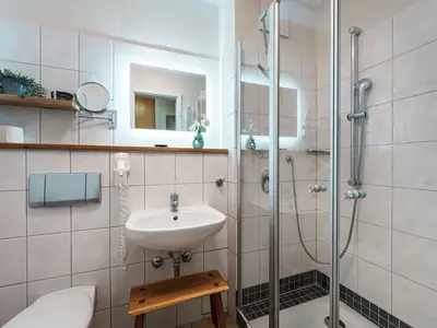 Ferienwohnung für 3 Personen (32 m²) in Sellin (Ostseebad) 4/10