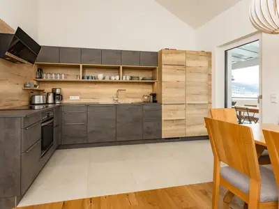 Voll ausgestattete Küche