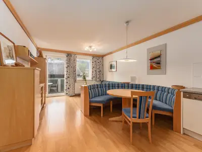 Lilie - großzügiger Wohnraum mit Terrassenzugang