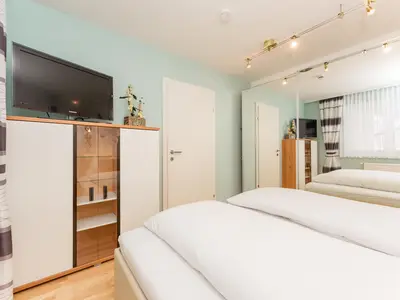 App. Ulli - Schlafzimmer mit TV