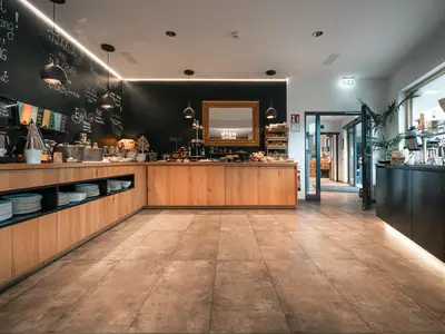 Frühstücksbuffet in den Chalets Coburg