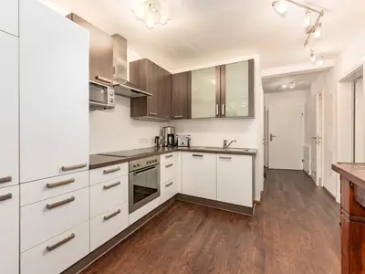 Komplett ausgestattete Küche