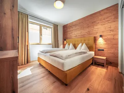 SUN SIDE TOP 16 Schlafzimmer 1