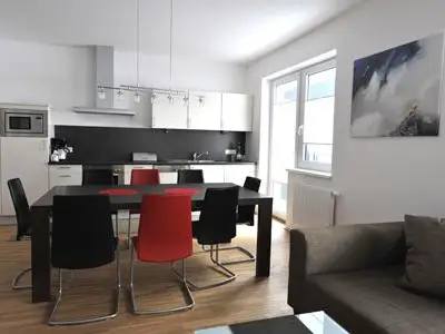 Voll ausgestattete Küche