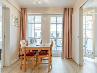 Ferienwohnung für 4 Personen (52 m²) in Sellin (Ostseebad) 1/10