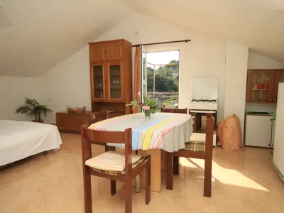 Ferienwohnung für 4 Personen (44 m²) in Tvrdni Dolac 7/10