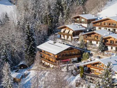 Außenseite Ferienhaus [Winter]