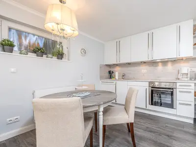 Ferienwohnung für 2 Personen (43 m²) in Timmendorfer Strand 5/9