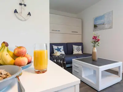 Wohnen-Schlafen-Essen