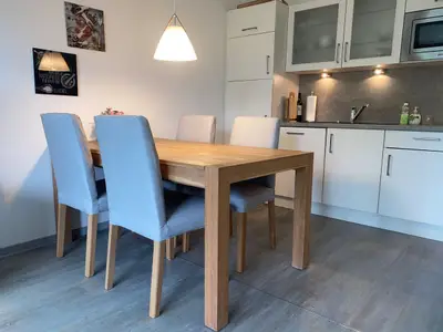 Küche mit Essbereich