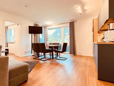 Wohn-, Essbereich mit offener Küche