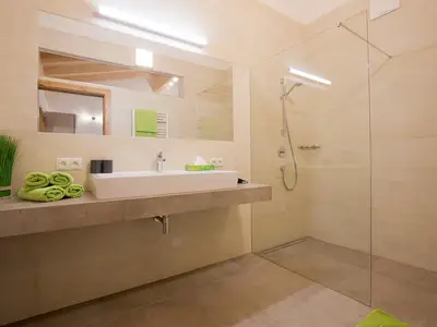 Top 4 - Dachgeschoss (9)