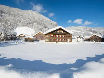 Ferienwohnung für 4 Personen (38 m²) in Mellau 1/10