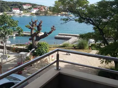 Ferienwohnung für 3 Personen (30 m²) in Jakišnica 5/10