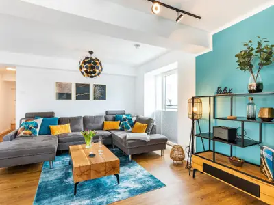 Wohnzimmer: Schlafsofa, TV