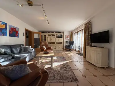 a5a6ffec-b948-40ac-871e-9422f9f51686