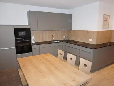 Küche und Essbereich