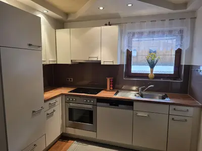 Voll ausgestattete Küche