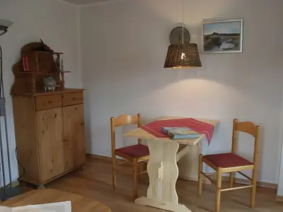 Photo, INSIDE, OUTSIDE