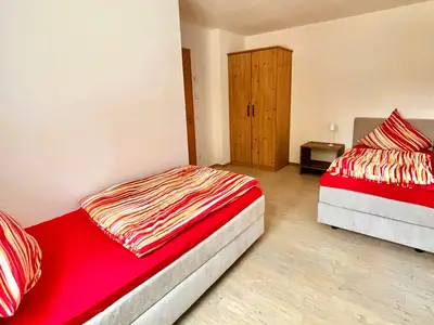 Kinderzimmer mit 2 Einzelbetten