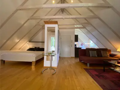 Studio, schlafen und wohnen