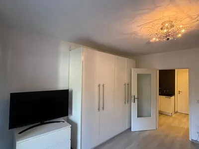 Blick in zum Schrank