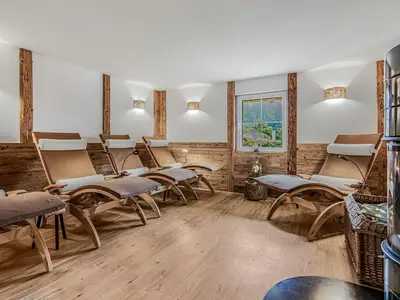 Chalet_Hirschbach_Ruheraum_Liegen_01