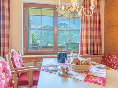 Ferienwohnung für 2 Personen (47 m²) in Bad Hindelang 1/10