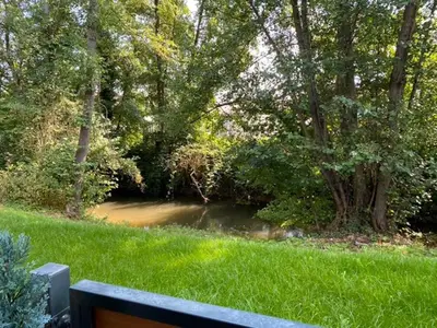 Sonnenbergs Quartier-Blick auf den Fluss