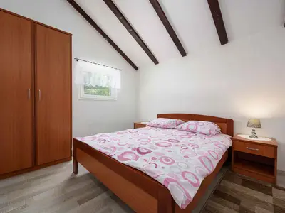 Ferienwohnung für 4 Personen (40 m²) in Juricani 3/10