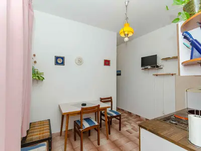 Ferienwohnung für 4 Personen (54 m²) in Korčula 6/10
