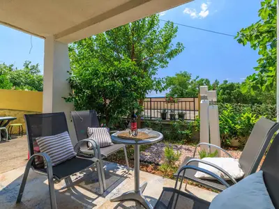 Ferienwohnung für 4 Personen (32 m²) in Dramalj 3/10