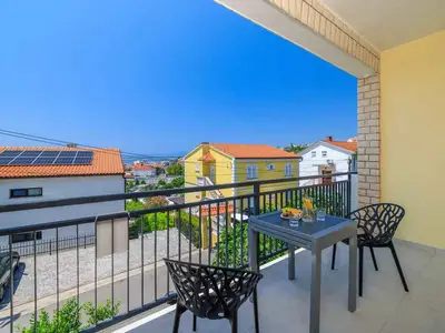 Ferienwohnung für 2 Personen (30 m²) in Crikvenica 1/10