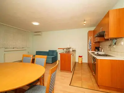 Ferienwohnung für 4 Personen (40 m²) in Crikvenica 8/10