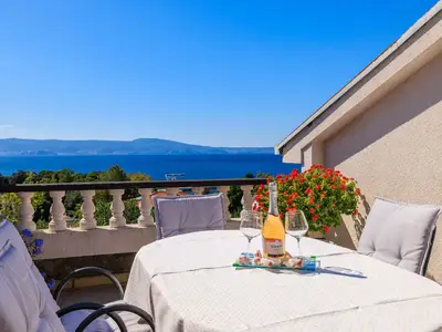 Ferienwohnung für 5 Personen (60 m²) in Novi Vinodolski 1/10