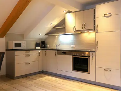 Voll ausgestattete Küchenzeile